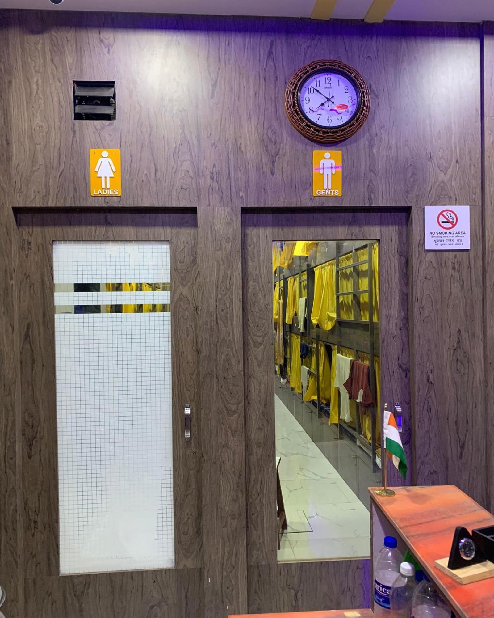 Neenava Dormitory Asalpha Mumbai Exterior photo