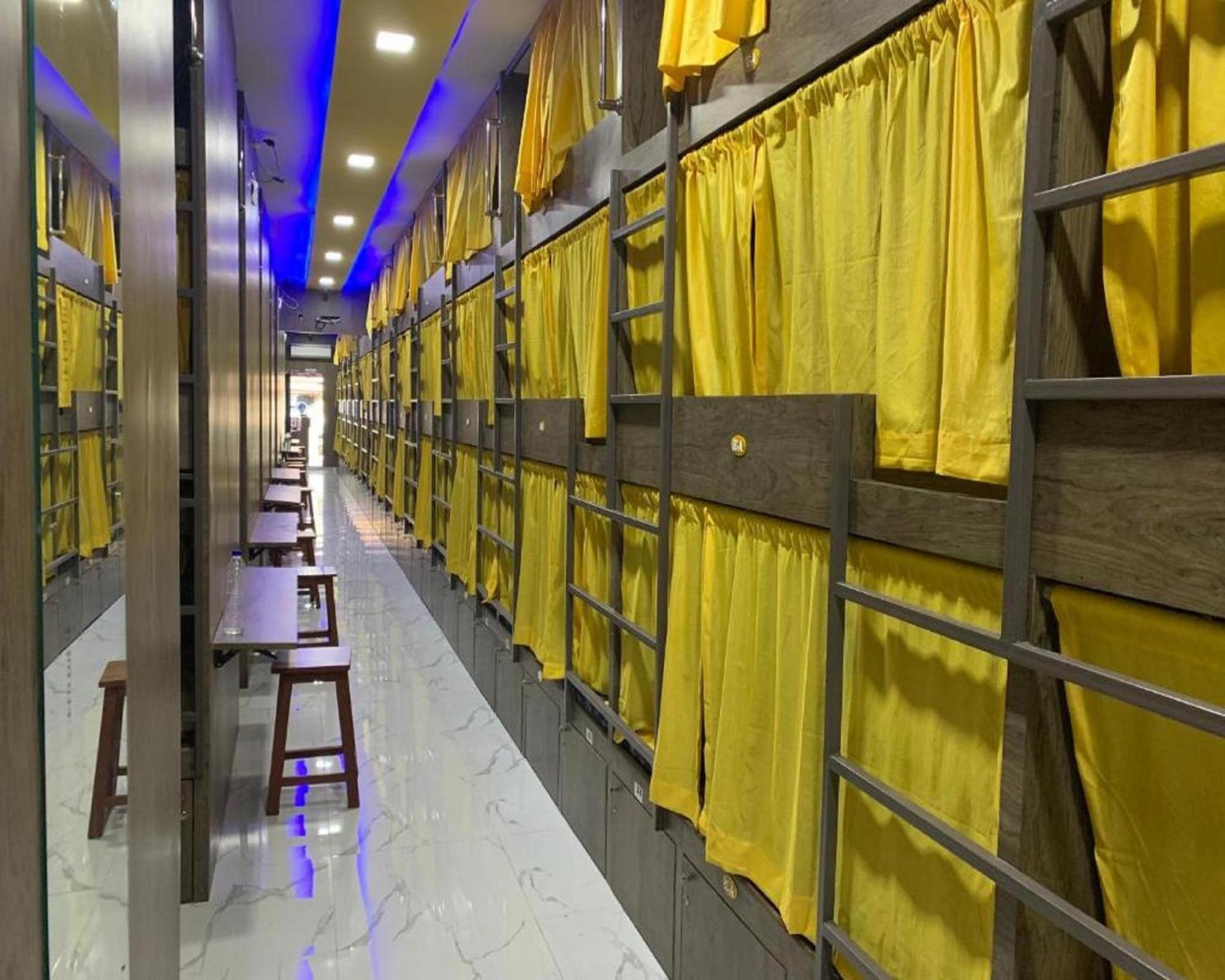 Neenava Dormitory Asalpha Mumbai Exterior photo